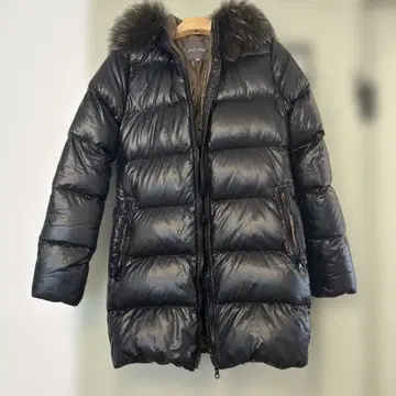 DUVETICA 블랙 다운 자켓 40