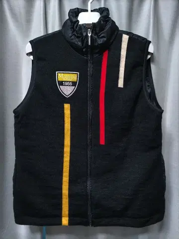 먼싱웨어 다운 베스트 블랙 울 절개 여성용