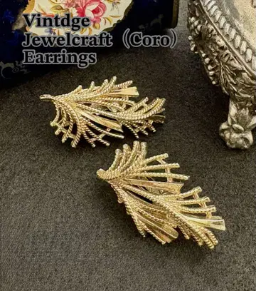 빈티지 영국 주얼 크라프트 Coro 침엽수풍 귀찌