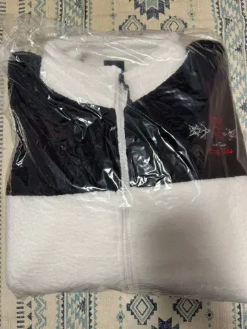 스트레이 키즈 dominATE 보아 자켓