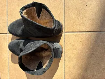 블랙 스웨이드 숏부츠