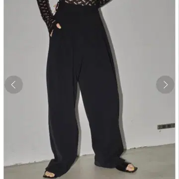 TODAYFUL tuck twill trousers 블랙 38