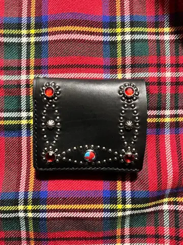 컴팩트 지갑 가죽 캣아이 스터드