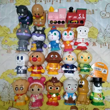 호빵맨 소프트 비닐 인형 20개와 봉제 인형 세트