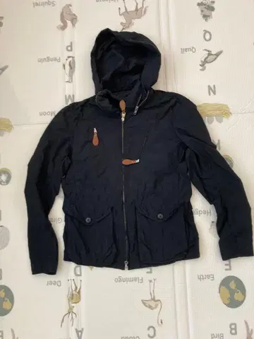 네이비 마운틴 후드티 후드 부착