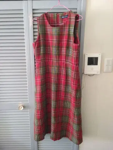 새상품급 YORKLAND 요크랜드 타탄 체크 패턴 오버롤 스커트 원피스