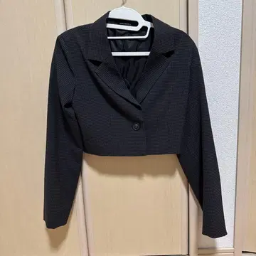 andgeebee 앤지비 체크 숏 자켓