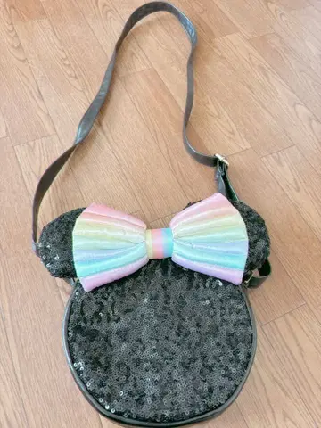 미키 모양 라메 백 레인보우 컬러 리본 포함