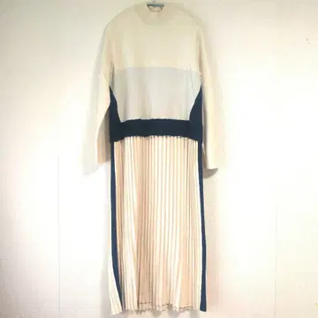 BOKANG 아이보리 니트 원피스