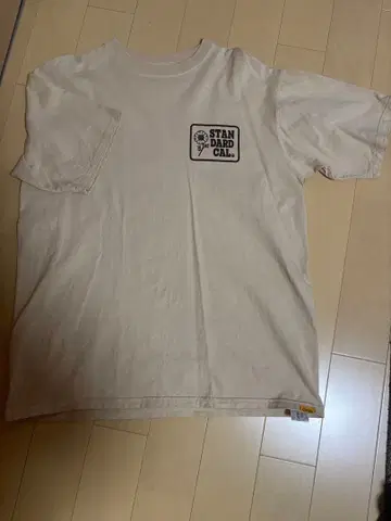 STANDARD CAL 로고 T셔츠 크림색
