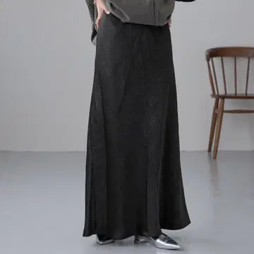 LOWRYS FARM 스트레치 새틴 스커트 블랙 M 사이즈