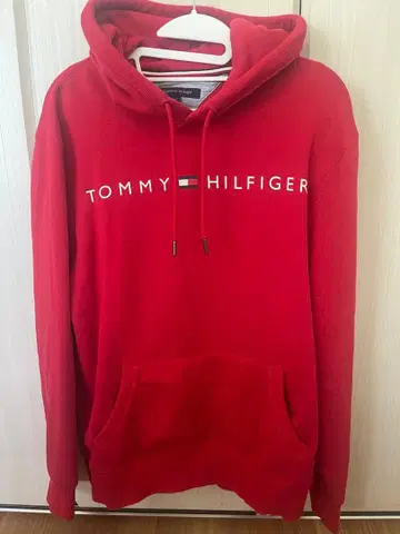 타미힐피거 빨간색 후드 부착 후드티