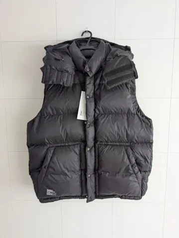 FreshService Corporate Down Vest BLACK M