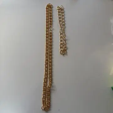 골드 금속제 체인 약 60cm와 덤