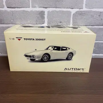 AUTOart 도요타 2000 GT 쿠페 1/18 화이트