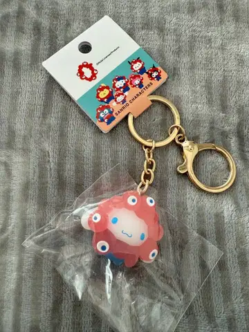 시나몬 미야쿠미야쿠 산리오 클리어 컬러 오사카 간사이 박람회 키링