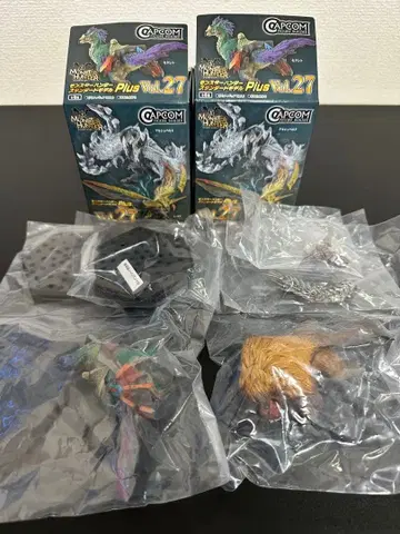 몬스터 헌터 스탠다드 모델 Plus vol.27 2종 세트 판매