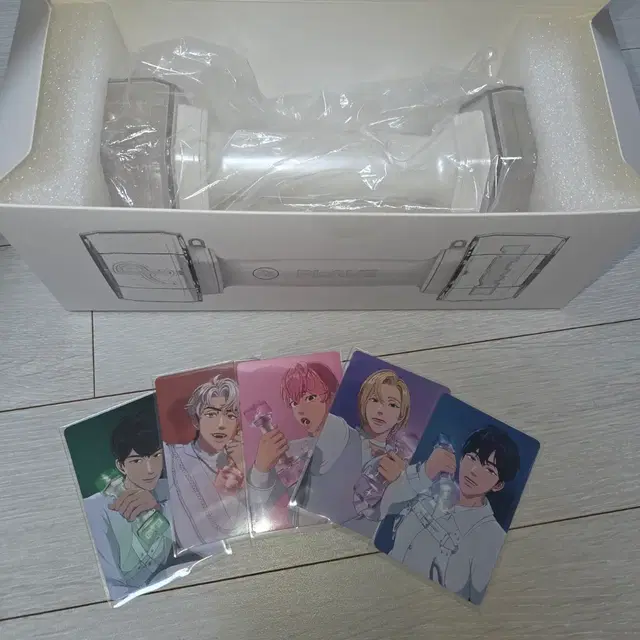 플레이브 응원봉 포카