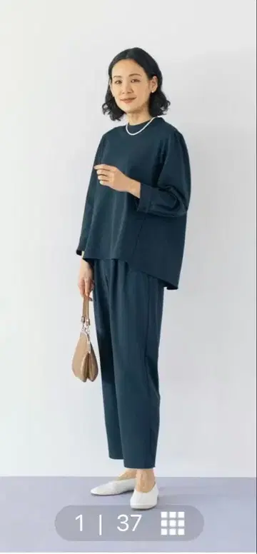 다크 네이비 셋업 팬츠 스타일