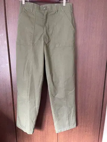 올리브 밀리터리 팬츠