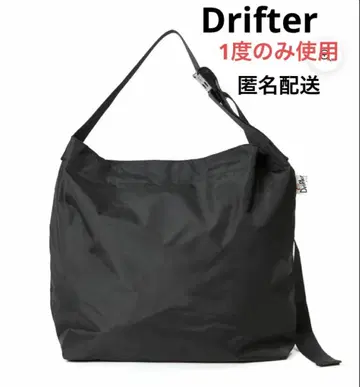 Drifter 플레인 숄더백 블랙