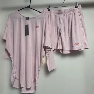 뉴발란스 핑크 셋업 L AWT51143