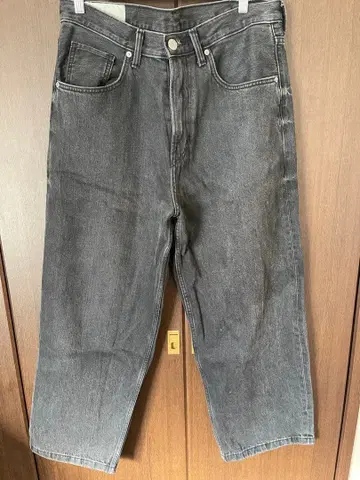 다크 그레이 배기 데님 팬츠