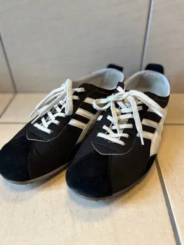 팬서 세계장 DERA 스니커즈 블랙 27cm