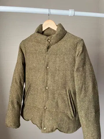 다운 자켓 올리브 그린 자켓 M 카키 어반 리서치