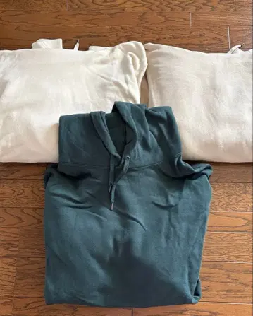 UNIQLO 4XL 후드티 3개 세트