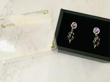 트위스테 Space A la mode 귀걸이 제이드