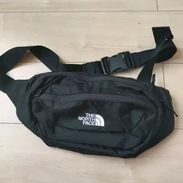 [ 새상품급 ] THE NORTH FACE 바디백 블랙