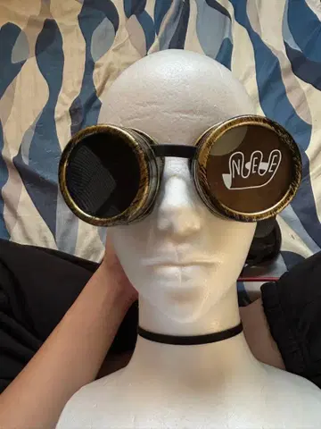 nee 보키의 고글