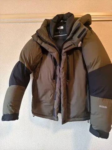THE NORTH FACE 후드 부착 다운 자켓 S