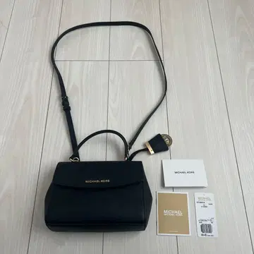 [ 당일 발송 ] MICHAEL KORS 블랙 숄더백