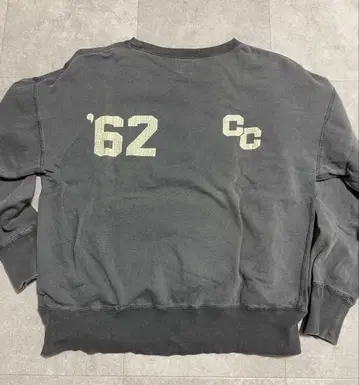 새상품급 저널 스탠다드 리룸 VINTAGE 가공 로고 맨투맨 흑먹색