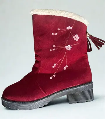 [ 새상품 미사용 ] 스웨이드 느낌 퍼 부츠 빨간색 꽃무늬 태슬 포함