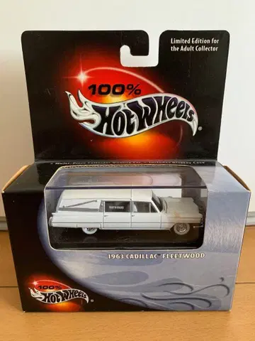 100% HOTWHEELS 1963 CADILLAC FLEETWOOD