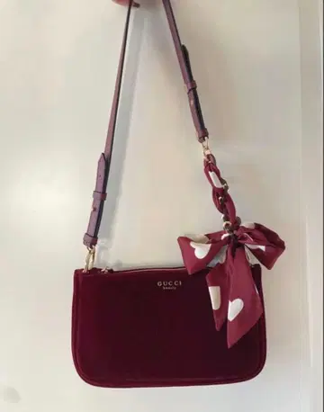 화장품 파우치를 리메이크하기 위한 재료