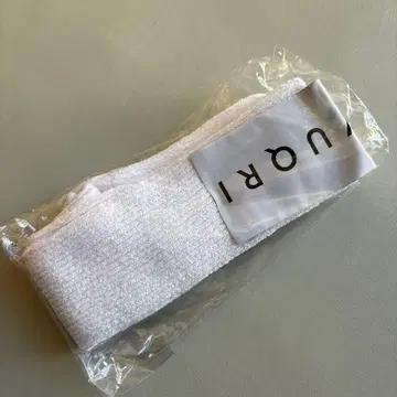 유쿠리 화이트 양말