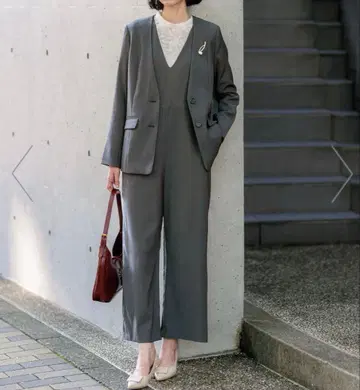 그레이 노카라 수트 셋업