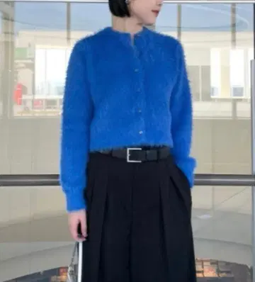 Mila Owen/크루넥 샤기 니트 가디건