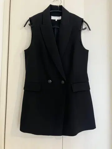 ZARA 블랙 비쥬 베스트