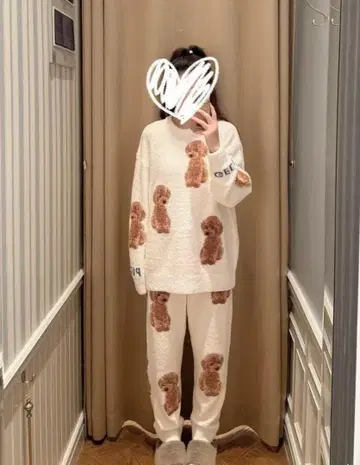 1 / 5 복슬복슬 따뜻한 파자마 상하의 세트 겨울 보온