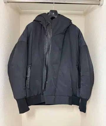 NILoS 다운 자켓 640BLM2 행거 덤