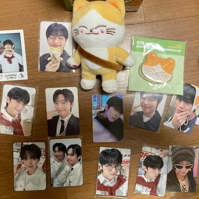 온앤오프 응원봉(워프봉) 및 온꼬미즈 뀬둥이, 쭌복이 일괄 판매