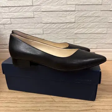 콜한 블랙 펌프스