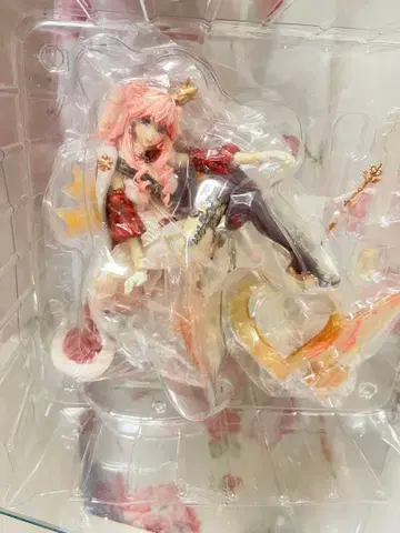 마크로스 F 셰릴 노움 피규어