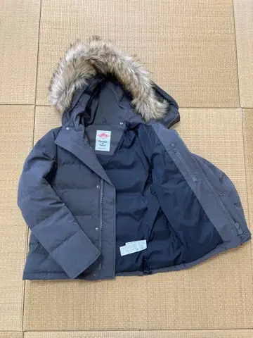 단톤 XS 퍼 후드 다운 자켓