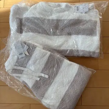 젤라또피케 상하의 세트